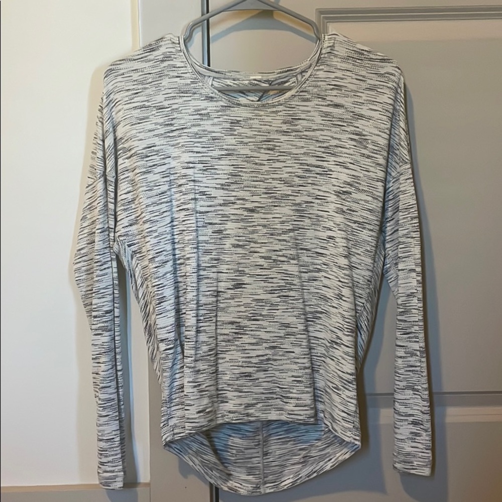 LULULEMON LONGSLEEVE
